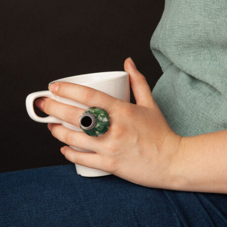 handcrafted Oxo ring in sterling silver, onyx and mossy agate designed by Belen Bajo m1