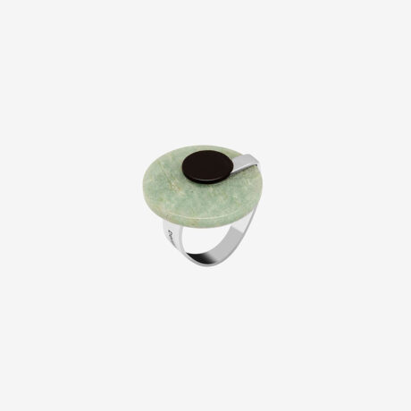 handmade Iri ring in sterling silver, onyx and amazonite designed by Belen Bajo