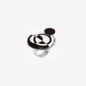 Handmade Bou ring in sterling silver, onyx and black and white mosaic designed by Belen Bajo