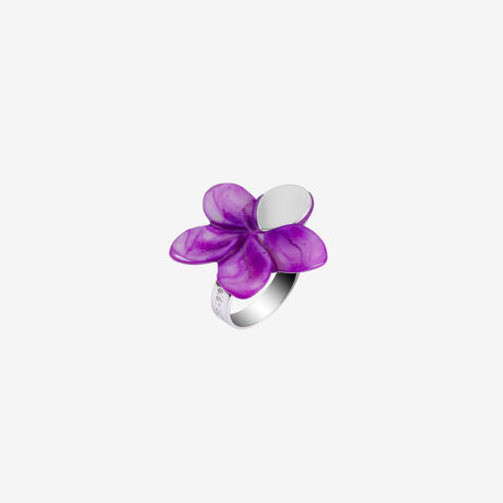 handmade Iria ring in sterling silver and magenta mother-of-pearl flower by Belen Bajo