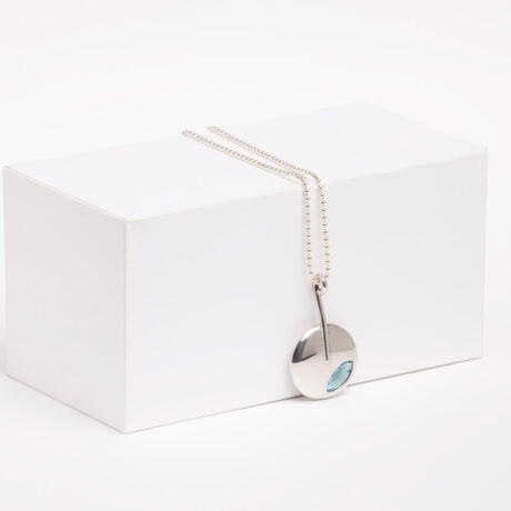 Vay handmade necklace in sterling silver and blue zirconia designed by Belen Bajo