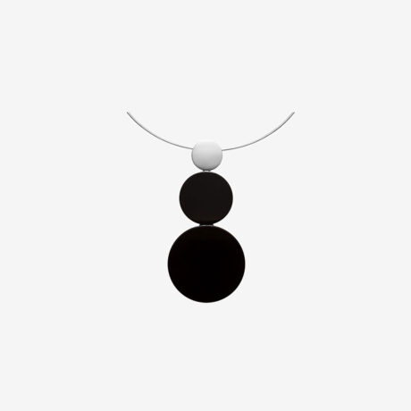 Handmade Oda necklace in sterling silver and onyx designed by Belen Bajo