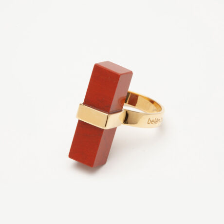 Axy handcrafted ring in 9k or 18k gold and red jasper designed by Belen Bajo