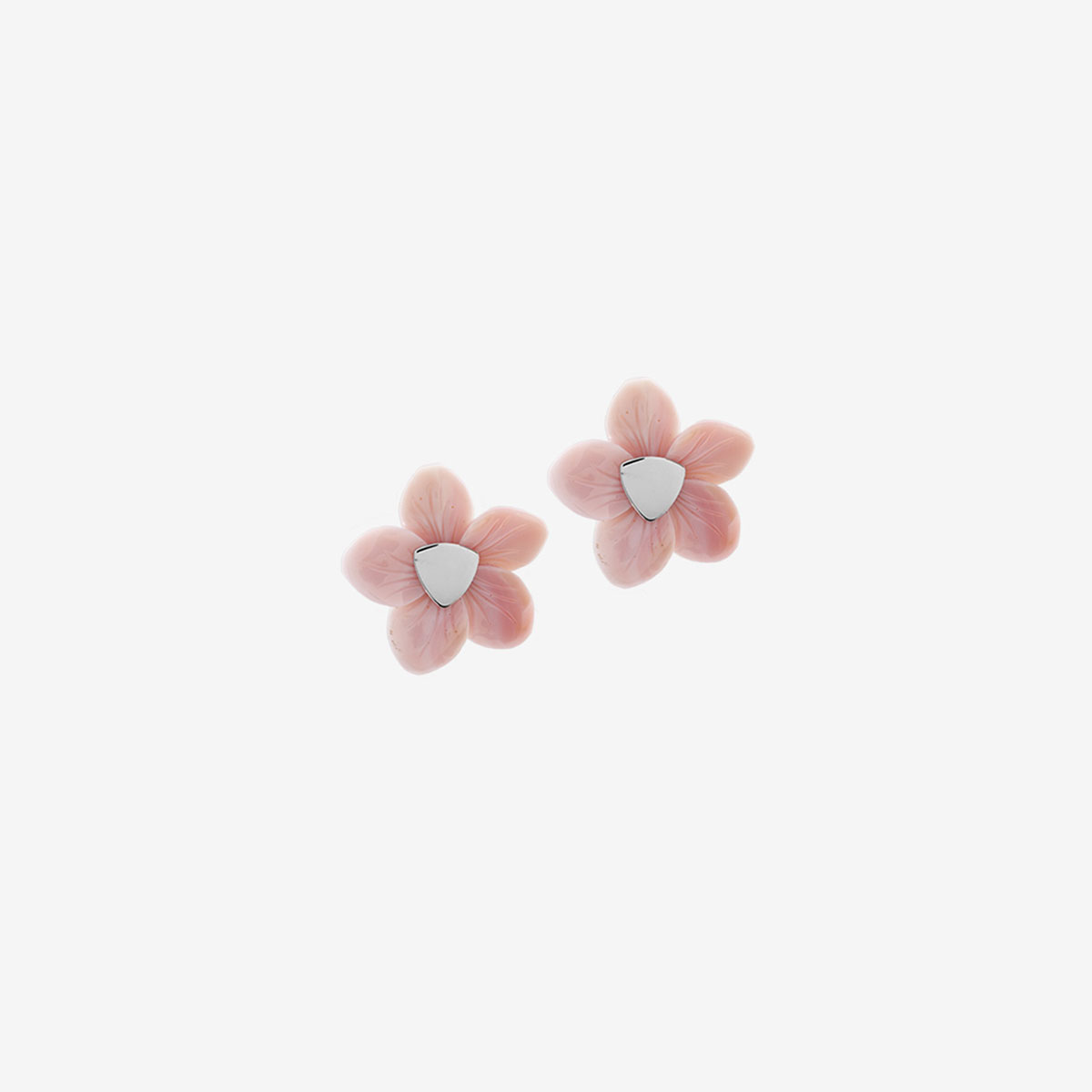 handmade Aria earrings in sterling silver and pink mother-of-pearl designed by Belen Bajo