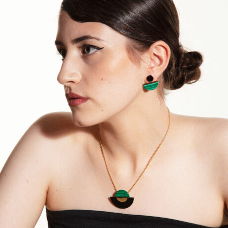 Zei handmade earrings in 9k or 18k gold, sterling silver, circular onyx and malachite designed by Belen Bajo m1
