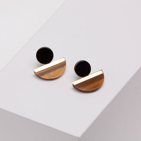 Fei handcrafted earrings in 9k or 18k gold, sterling silver, circular onyx and tiger's eye designed by Belen Bajo