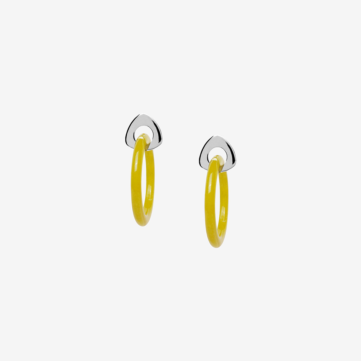 handmade Lya earrings in sterling silver and yellow agate designed by Belen Bajo