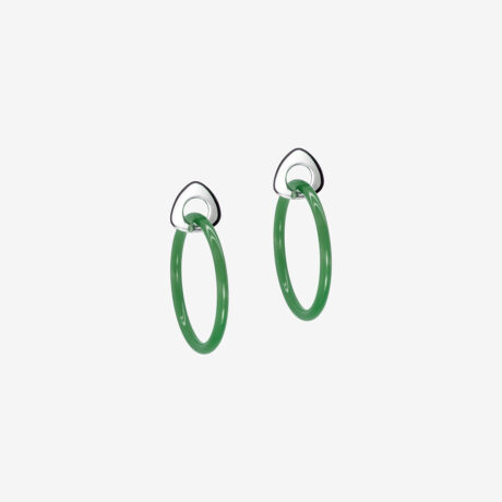 handmade Lya earrings in sterling silver and green agate designed by Belen Bajo