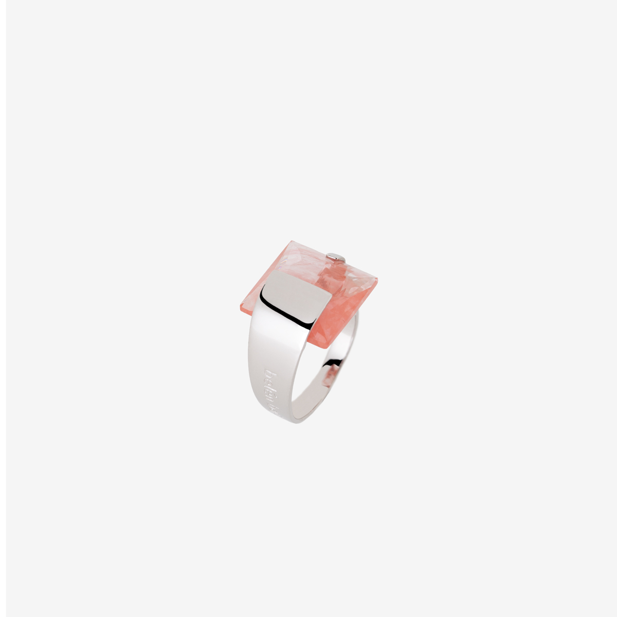 handcrafted Bim ring in sterling silver and strawberry quartz designed by Belen Bajo