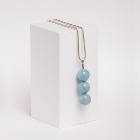 Artisan Dam sterling silver and aquamarine necklace designed by Belen Bajo